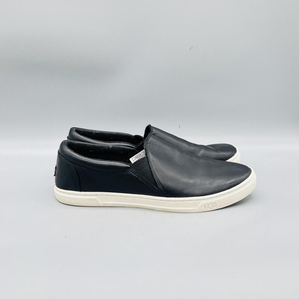 UGG Shoes Womens 8 Black Leather Slip On Lined Walking Sneakers Casual Comfort